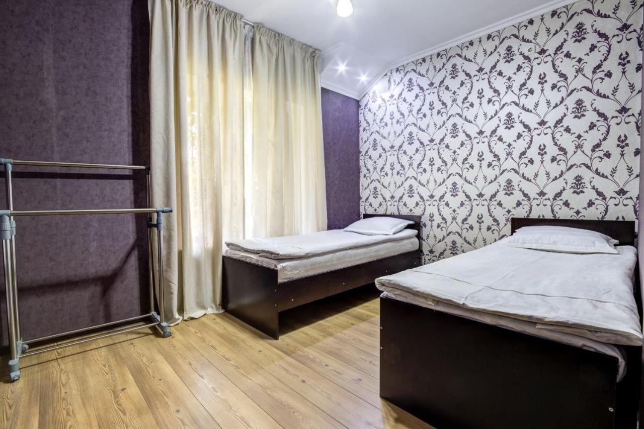 Opera Bed&Breakfast 比什凯克 外观 照片